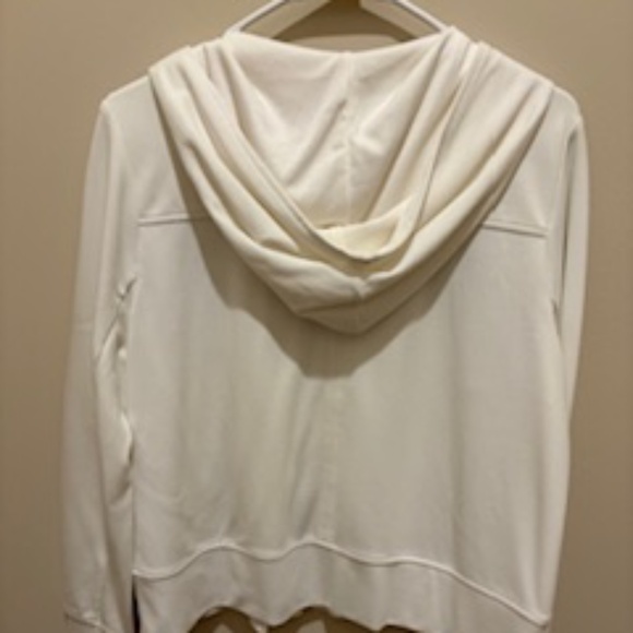 Cabi 6254 Debut Zip Up Hoodie. Size Small. Like New. - Picture 4 of 6